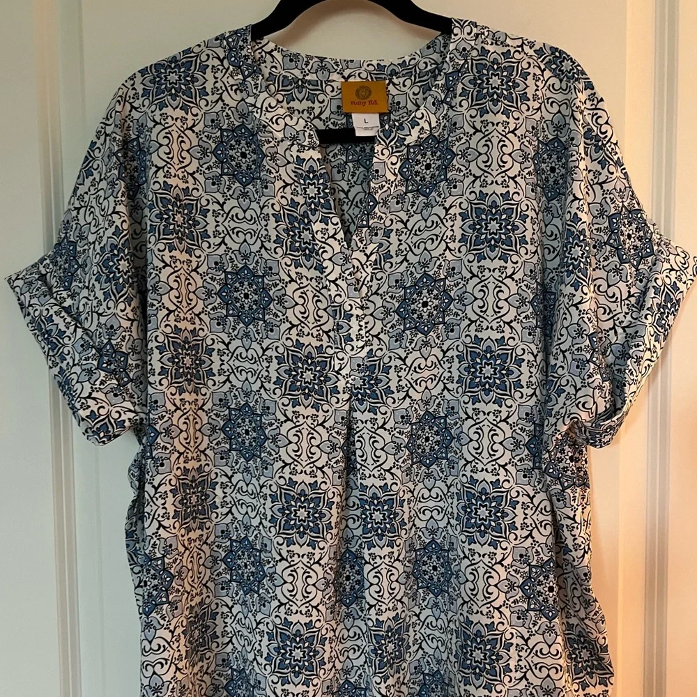 Ruby Rd.Top - Picture 2 of 13